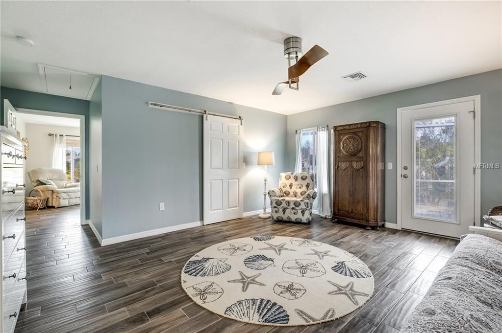 11515 LOUNDS COURT, NEW PORT RICHEY, Florida 34654, 3 Bedrooms Bedrooms, 5 Rooms Rooms,2 BathroomsBathrooms,Residential,For sale,LOUNDS,W7637539