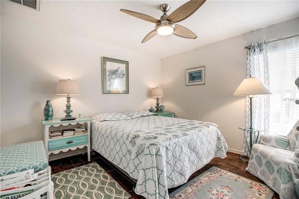 11515 LOUNDS COURT, NEW PORT RICHEY, Florida 34654, 3 Bedrooms Bedrooms, 5 Rooms Rooms,2 BathroomsBathrooms,Residential,For sale,LOUNDS,W7637539