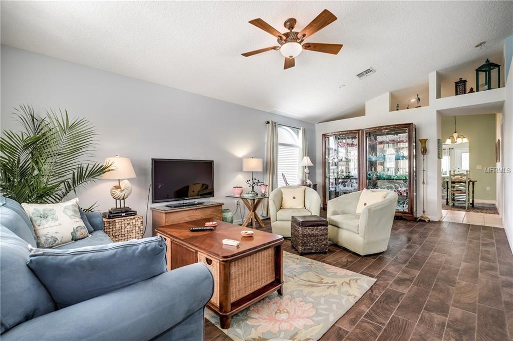 11515 LOUNDS COURT, NEW PORT RICHEY, Florida 34654, 3 Bedrooms Bedrooms, 5 Rooms Rooms,2 BathroomsBathrooms,Residential,For sale,LOUNDS,W7637539