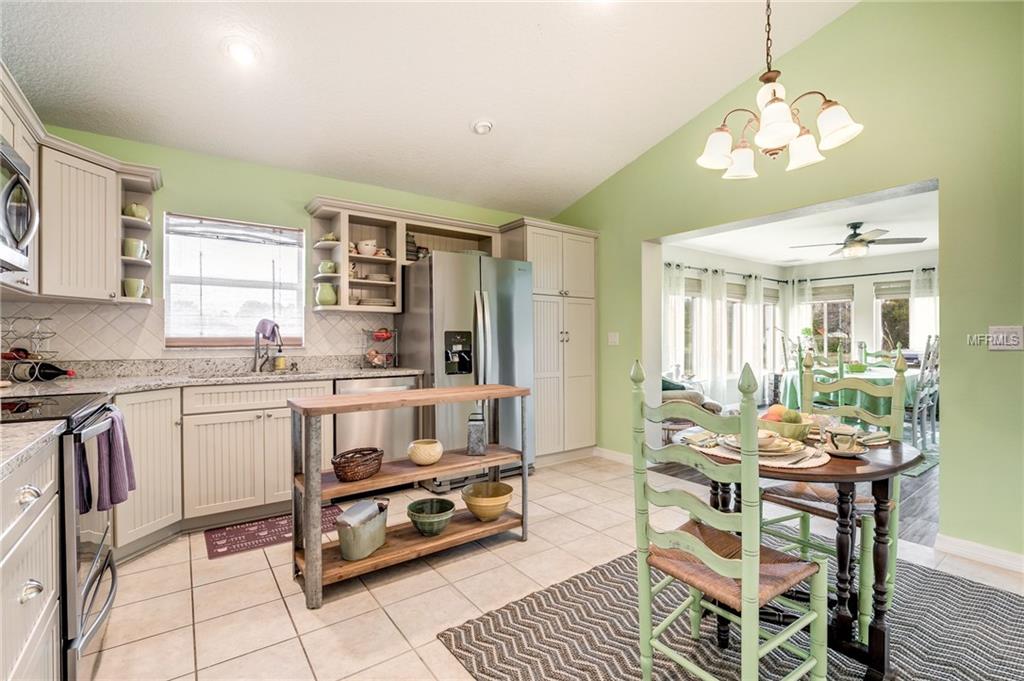 11515 LOUNDS COURT, NEW PORT RICHEY, Florida 34654, 3 Bedrooms Bedrooms, 5 Rooms Rooms,2 BathroomsBathrooms,Residential,For sale,LOUNDS,W7637539