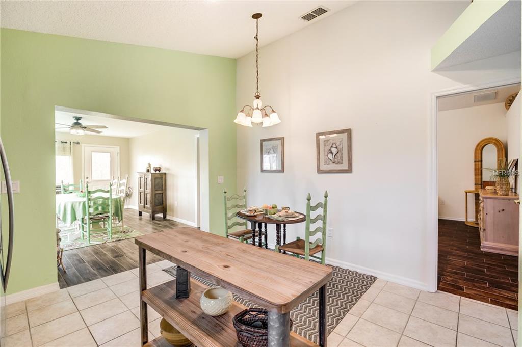 11515 LOUNDS COURT, NEW PORT RICHEY, Florida 34654, 3 Bedrooms Bedrooms, 5 Rooms Rooms,2 BathroomsBathrooms,Residential,For sale,LOUNDS,W7637539