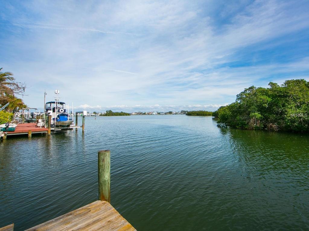 509 83RD STREET, HOLMES BEACH, Florida 34217, 4 Bedrooms Bedrooms, 4 Rooms Rooms,3 BathroomsBathrooms,Residential,For sale,83RD,A4210038