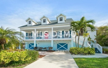 509 83RD STREET, HOLMES BEACH, Florida 34217, 4 Bedrooms Bedrooms, 4 Rooms Rooms,3 BathroomsBathrooms,Residential,For sale,83RD,A4210038