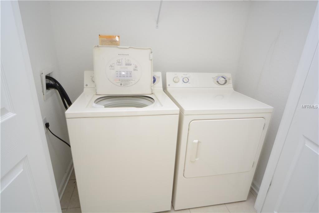 2774 ALMATON LOOP, KISSIMMEE, Florida 34747, 2 Bedrooms Bedrooms, 3 Rooms Rooms,2 BathroomsBathrooms,Residential,For sale,ALMATON,S4857084