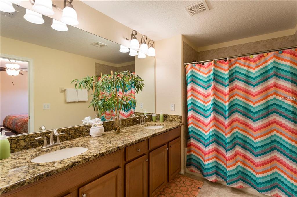 8954 CAT PALM ROAD, KISSIMMEE, Florida 34747, 3 Bedrooms Bedrooms, 6 Rooms Rooms,3 BathroomsBathrooms,Residential,For sale,CAT PALM,O5452210