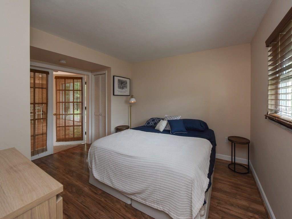 451 ISLAND CIRCLE, SARASOTA, Florida 34242, 3 Bedrooms Bedrooms, 8 Rooms Rooms,3 BathroomsBathrooms,Residential,For sale,ISLAND,A4188795