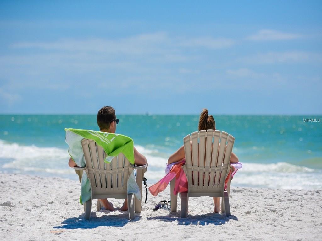 451 ISLAND CIRCLE, SARASOTA, Florida 34242, 3 Bedrooms Bedrooms, 8 Rooms Rooms,3 BathroomsBathrooms,Residential,For sale,ISLAND,A4188795