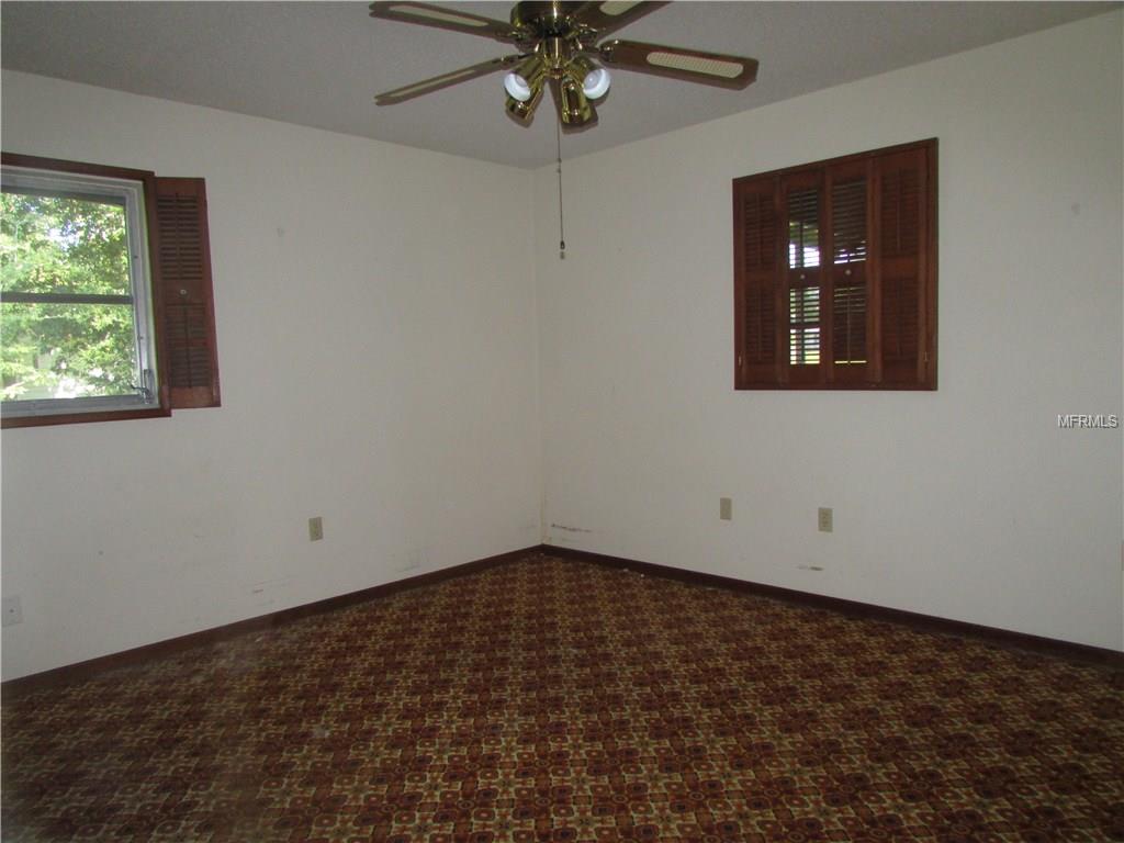 200 LAKE GERTIE ROAD, DELAND, Florida 32720, 2 Bedrooms Bedrooms, 6 Rooms Rooms,1 BathroomBathrooms,Residential,For sale,LAKE GERTIE,V4720204