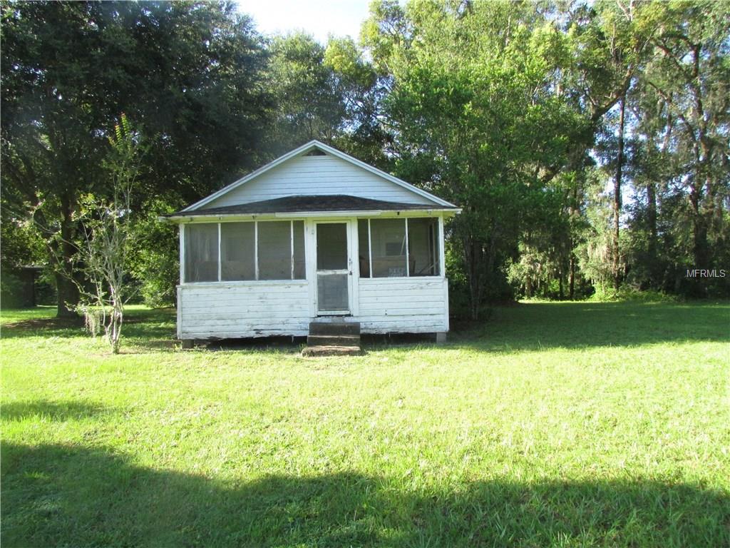 200 LAKE GERTIE ROAD, DELAND, Florida 32720, 2 Bedrooms Bedrooms, 6 Rooms Rooms,1 BathroomBathrooms,Residential,For sale,LAKE GERTIE,V4720204