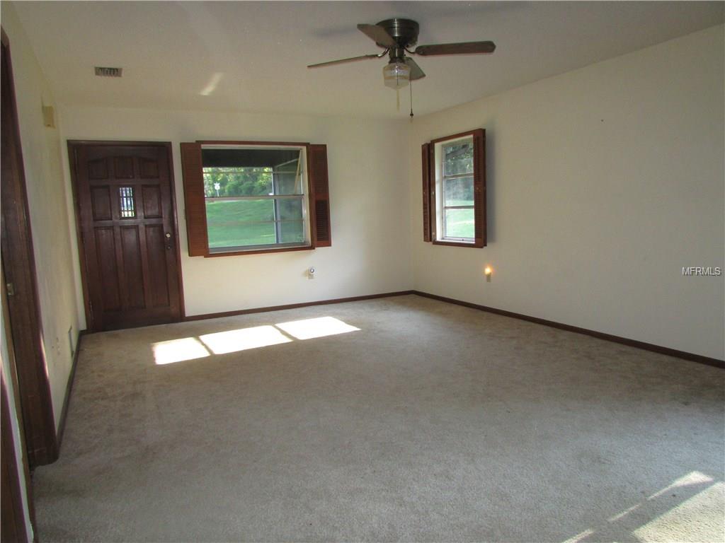 200 LAKE GERTIE ROAD, DELAND, Florida 32720, 2 Bedrooms Bedrooms, 6 Rooms Rooms,1 BathroomBathrooms,Residential,For sale,LAKE GERTIE,V4720204