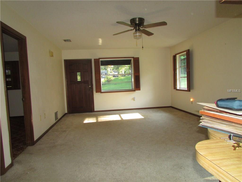 200 LAKE GERTIE ROAD, DELAND, Florida 32720, 2 Bedrooms Bedrooms, 6 Rooms Rooms,1 BathroomBathrooms,Residential,For sale,LAKE GERTIE,V4720204