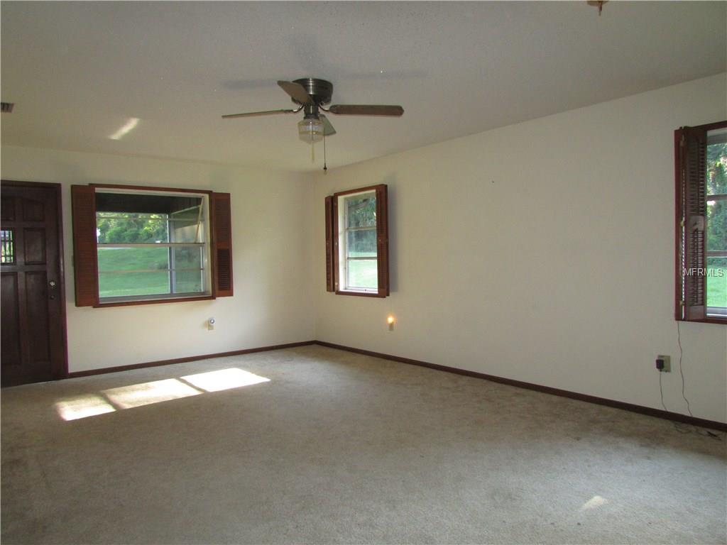 200 LAKE GERTIE ROAD, DELAND, Florida 32720, 2 Bedrooms Bedrooms, 6 Rooms Rooms,1 BathroomBathrooms,Residential,For sale,LAKE GERTIE,V4720204