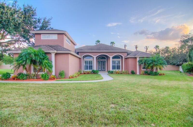 3235 HIGHLANDS LAKEVIEW CIRCLE, LAKELAND, Florida 33812, 4 Bedrooms Bedrooms, 5 Rooms Rooms,3 BathroomsBathrooms,Residential,For sale,HIGHLANDS LAKEVIEW,L4723191