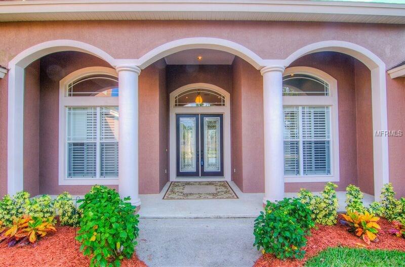 3235 HIGHLANDS LAKEVIEW CIRCLE, LAKELAND, Florida 33812, 4 Bedrooms Bedrooms, 5 Rooms Rooms,3 BathroomsBathrooms,Residential,For sale,HIGHLANDS LAKEVIEW,L4723191