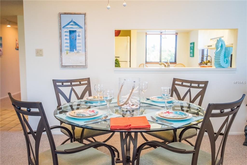 6285 MIDNIGHT PASS ROAD, SARASOTA, Florida 34242, 2 Bedrooms Bedrooms, 5 Rooms Rooms,2 BathroomsBathrooms,Residential,For sale,MIDNIGHT PASS,A4200717