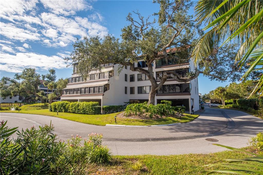 6285 MIDNIGHT PASS ROAD, SARASOTA, Florida 34242, 2 Bedrooms Bedrooms, 5 Rooms Rooms,2 BathroomsBathrooms,Residential,For sale,MIDNIGHT PASS,A4200717