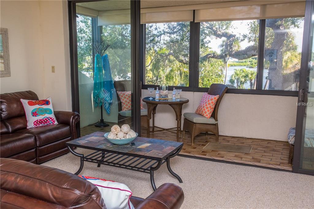 6285 MIDNIGHT PASS ROAD, SARASOTA, Florida 34242, 2 Bedrooms Bedrooms, 5 Rooms Rooms,2 BathroomsBathrooms,Residential,For sale,MIDNIGHT PASS,A4200717