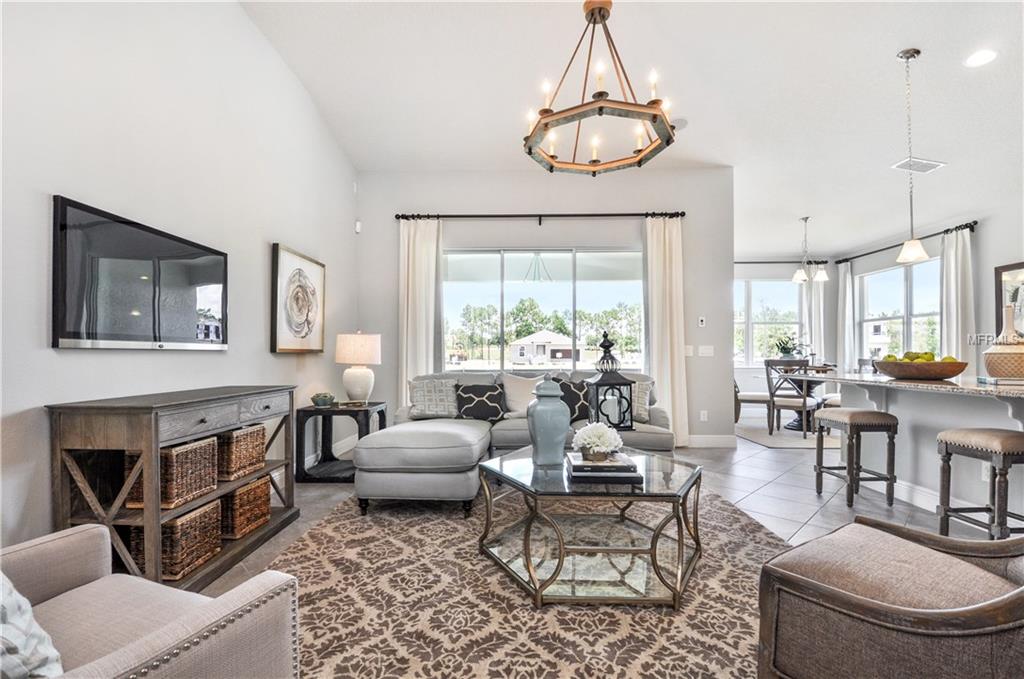 958 GLAZEBROOK LOOP, ORANGE CITY, Florida 32763, 4 Bedrooms Bedrooms, 10 Rooms Rooms,2 BathroomsBathrooms,Residential,For sale,GLAZEBROOK,W7635842