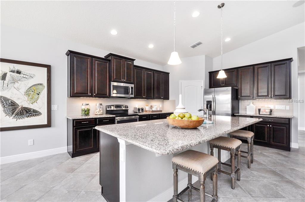 958 GLAZEBROOK LOOP, ORANGE CITY, Florida 32763, 4 Bedrooms Bedrooms, 10 Rooms Rooms,2 BathroomsBathrooms,Residential,For sale,GLAZEBROOK,W7635842