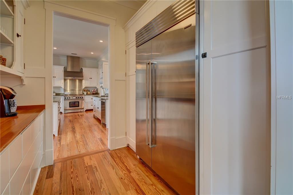 1717 REYNOLDS ROAD, DE LEON SPRINGS, Florida 32130, 3 Bedrooms Bedrooms, 10 Rooms Rooms,3 BathroomsBathrooms,Residential,For sale,REYNOLDS,V4722089