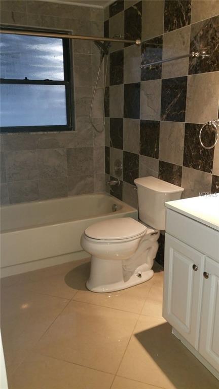 1386 DELTONA BOULEVARD, SPRING HILL, Florida 34606, 3 Bedrooms Bedrooms, 3 Rooms Rooms,2 BathroomsBathrooms,Residential,For sale,DELTONA,H2204422