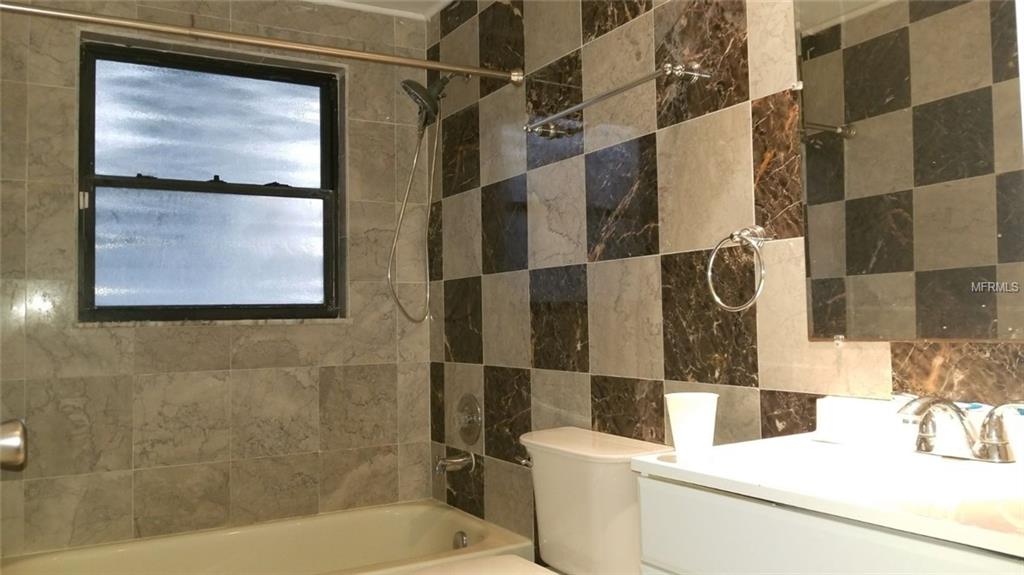 1386 DELTONA BOULEVARD, SPRING HILL, Florida 34606, 3 Bedrooms Bedrooms, 3 Rooms Rooms,2 BathroomsBathrooms,Residential,For sale,DELTONA,H2204422