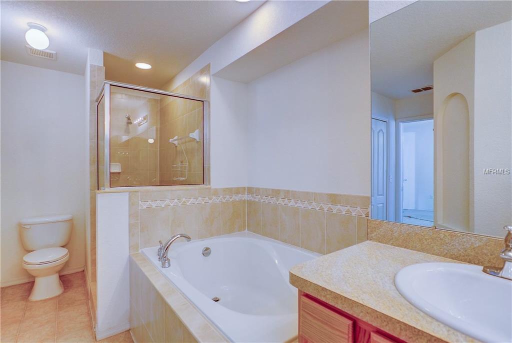 5192 ASHWOOD DRIVE, LAKELAND, Florida 33811, 3 Bedrooms Bedrooms, 5 Rooms Rooms,2 BathroomsBathrooms,Residential,For sale,ASHWOOD,G4851338