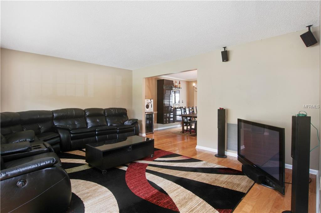 6008 SOARING AVENUE, TEMPLE TERRACE, Florida 33617, 4 Bedrooms Bedrooms, 10 Rooms Rooms,2 BathroomsBathrooms,Residential,For sale,SOARING,T2922952