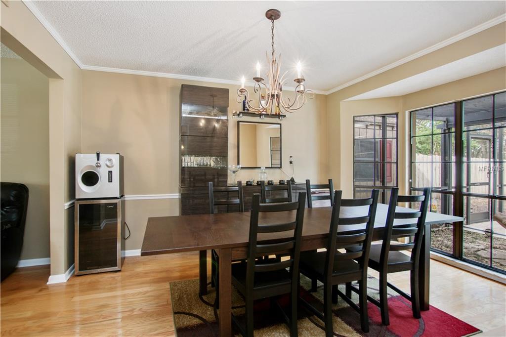 6008 SOARING AVENUE, TEMPLE TERRACE, Florida 33617, 4 Bedrooms Bedrooms, 10 Rooms Rooms,2 BathroomsBathrooms,Residential,For sale,SOARING,T2922952