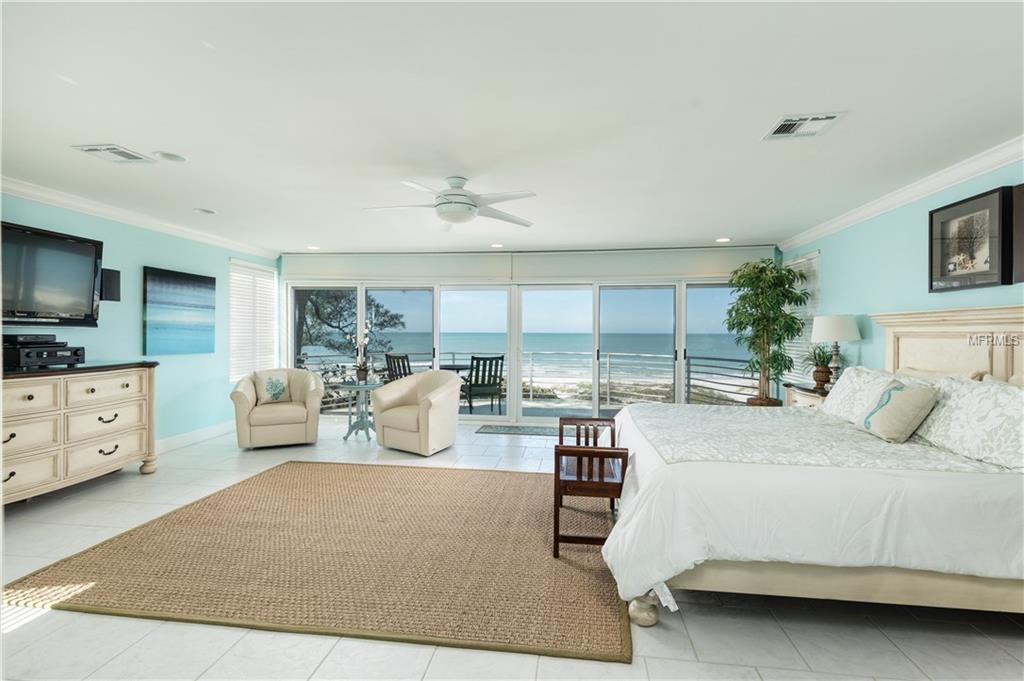 20250 GULF BOULEVARD, INDIAN SHORES, Florida 33785, 3 Bedrooms Bedrooms, 3 Rooms Rooms,2 BathroomsBathrooms,Residential,For sale,GULF,U7846473