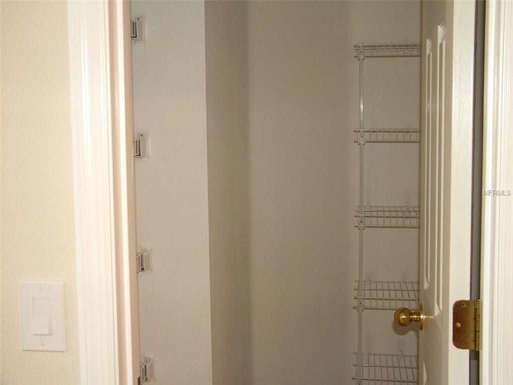 650 CHESNEY DRIVE, VALRICO, Florida 33594, 4 Bedrooms Bedrooms, 8 Rooms Rooms,3 BathroomsBathrooms,Residential,For sale,CHESNEY,T2927806