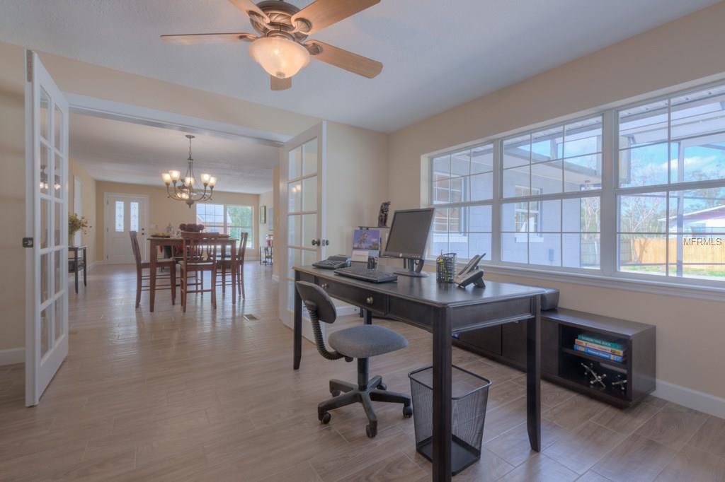 315 S WOODWARD AVENUE, DELAND, Florida 32720, 4 Bedrooms Bedrooms, 7 Rooms Rooms,3 BathroomsBathrooms,Residential,For sale,WOODWARD,V4722917