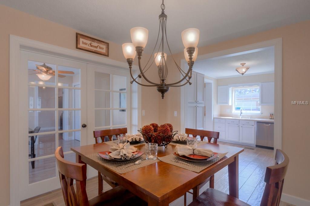 315 S WOODWARD AVENUE, DELAND, Florida 32720, 4 Bedrooms Bedrooms, 7 Rooms Rooms,3 BathroomsBathrooms,Residential,For sale,WOODWARD,V4722917