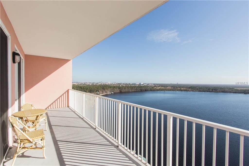 13427 BLUE HERON BEACH DRIVE, ORLANDO, Florida 32821, 2 Bedrooms Bedrooms, 5 Rooms Rooms,2 BathroomsBathrooms,Residential,For sale,BLUE HERON BEACH,O5561723