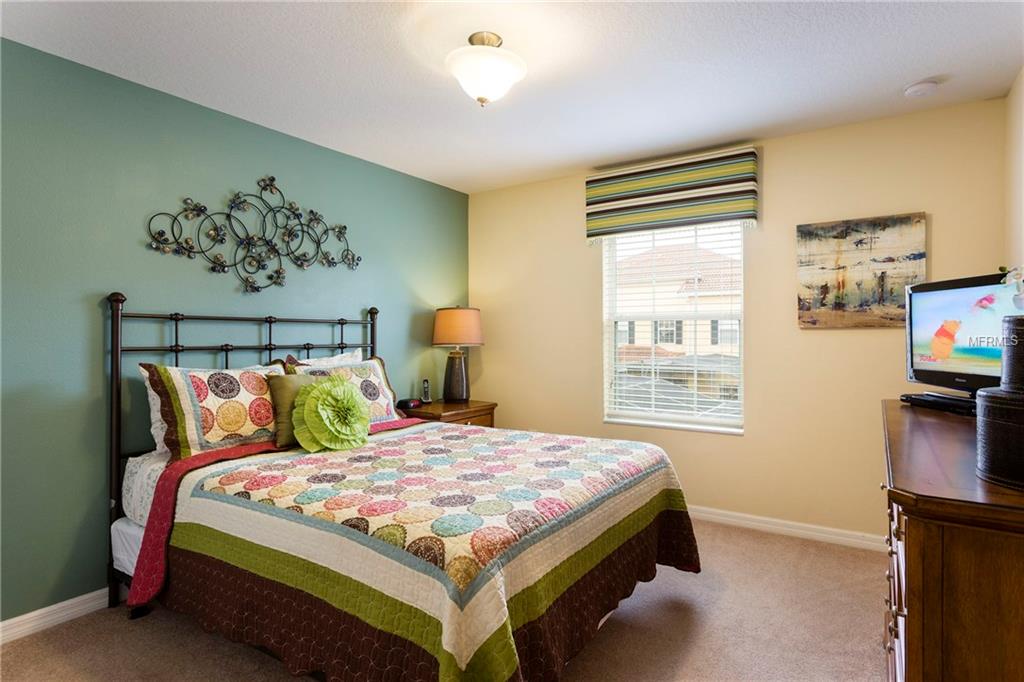 8972 CAT PALM ROAD, KISSIMMEE, Florida 34747, 4 Bedrooms Bedrooms, 5 Rooms Rooms,3 BathroomsBathrooms,Residential,For sale,CAT PALM,O5452341