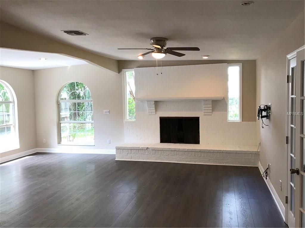 4200 CARSON STREET NE, ST PETERSBURG, Florida 33703, 3 Bedrooms Bedrooms, 3 Rooms Rooms,2 BathroomsBathrooms,Residential,For sale,CARSON,U7833105