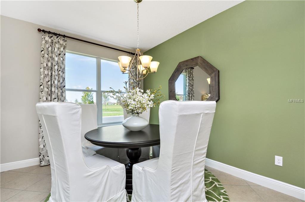 962 GLAZEBROOK LOOP, ORANGE CITY, Florida 32763, 4 Bedrooms Bedrooms, 10 Rooms Rooms,2 BathroomsBathrooms,Residential,For sale,GLAZEBROOK,W7635843