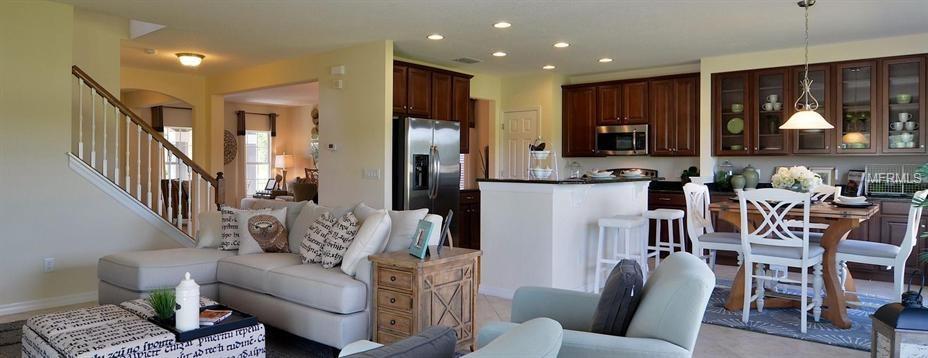 962 GLAZEBROOK LOOP, ORANGE CITY, Florida 32763, 4 Bedrooms Bedrooms, 10 Rooms Rooms,2 BathroomsBathrooms,Residential,For sale,GLAZEBROOK,W7635843