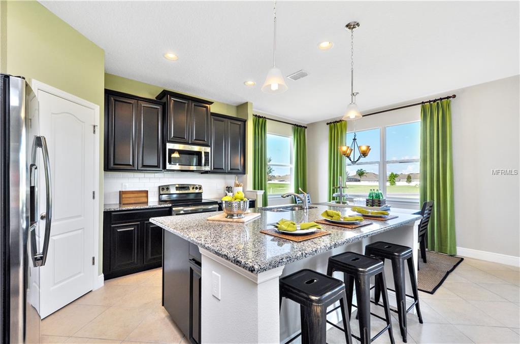 962 GLAZEBROOK LOOP, ORANGE CITY, Florida 32763, 4 Bedrooms Bedrooms, 10 Rooms Rooms,2 BathroomsBathrooms,Residential,For sale,GLAZEBROOK,W7635843