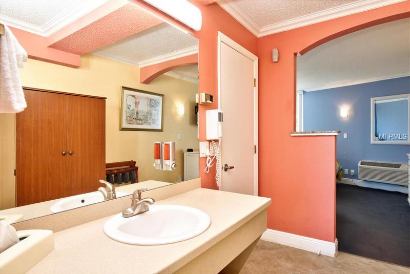 445 S GULFVIEW BOULEVARD, CLEARWATER BEACH, Florida 33767, 1 Bedroom Bedrooms, 3 Rooms Rooms,1 BathroomBathrooms,Residential,For sale,GULFVIEW,U7841618