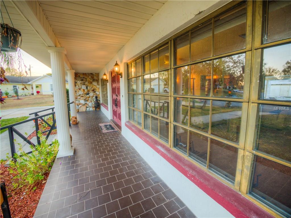 1100 MAGNOLIA LANE, WAUCHULA, Florida 33873, 4 Bedrooms Bedrooms, 9 Rooms Rooms,3 BathroomsBathrooms,Residential,For sale,MAGNOLIA,L4724736