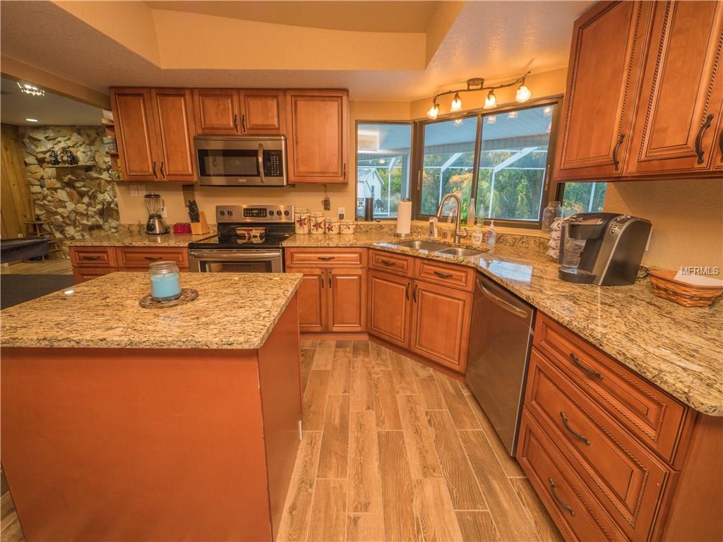 1100 MAGNOLIA LANE, WAUCHULA, Florida 33873, 4 Bedrooms Bedrooms, 9 Rooms Rooms,3 BathroomsBathrooms,Residential,For sale,MAGNOLIA,L4724736