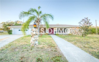 1100 MAGNOLIA LANE, WAUCHULA, Florida 33873, 4 Bedrooms Bedrooms, 9 Rooms Rooms,3 BathroomsBathrooms,Residential,For sale,MAGNOLIA,L4724736