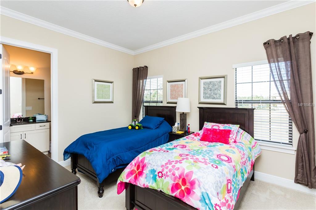 824 DESERT MOUNTAIN COURT, REUNION, Florida 34747, 5 Bedrooms Bedrooms, 8 Rooms Rooms,5 BathroomsBathrooms,Residential,For sale,DESERT MOUNTAIN,S4855564