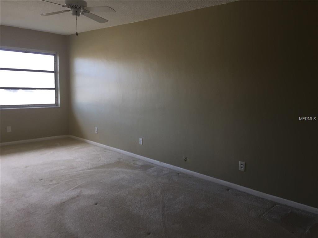 1235 S HIGHLAND AVENUE, CLEARWATER, Florida 33756, 2 Bedrooms Bedrooms, 4 Rooms Rooms,1 BathroomBathrooms,Residential,For sale,HIGHLAND,U7844697