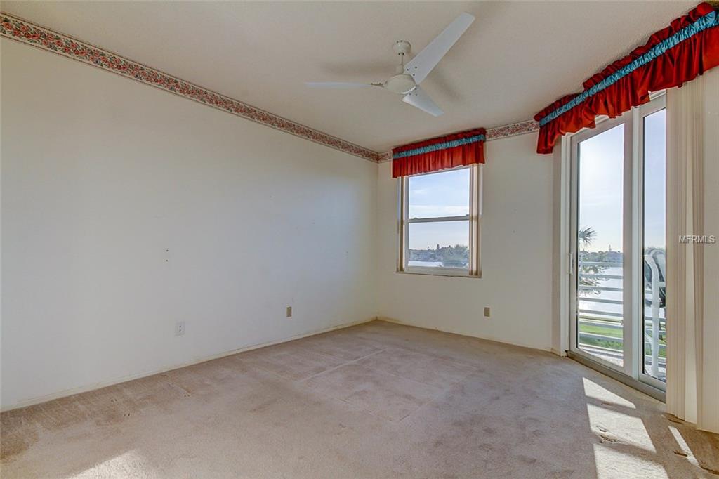 7892 SAILBOAT KEY BOULEVARD S, SOUTH PASADENA, Florida 33707, 2 Bedrooms Bedrooms, 5 Rooms Rooms,2 BathroomsBathrooms,Residential,For sale,SAILBOAT KEY,U7845255