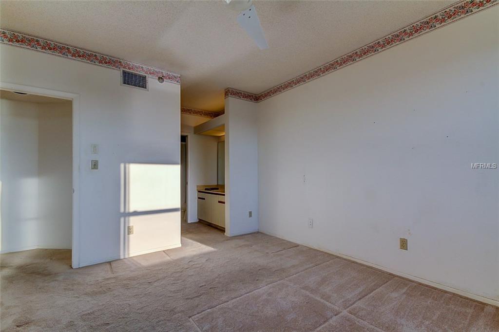 7892 SAILBOAT KEY BOULEVARD S, SOUTH PASADENA, Florida 33707, 2 Bedrooms Bedrooms, 5 Rooms Rooms,2 BathroomsBathrooms,Residential,For sale,SAILBOAT KEY,U7845255