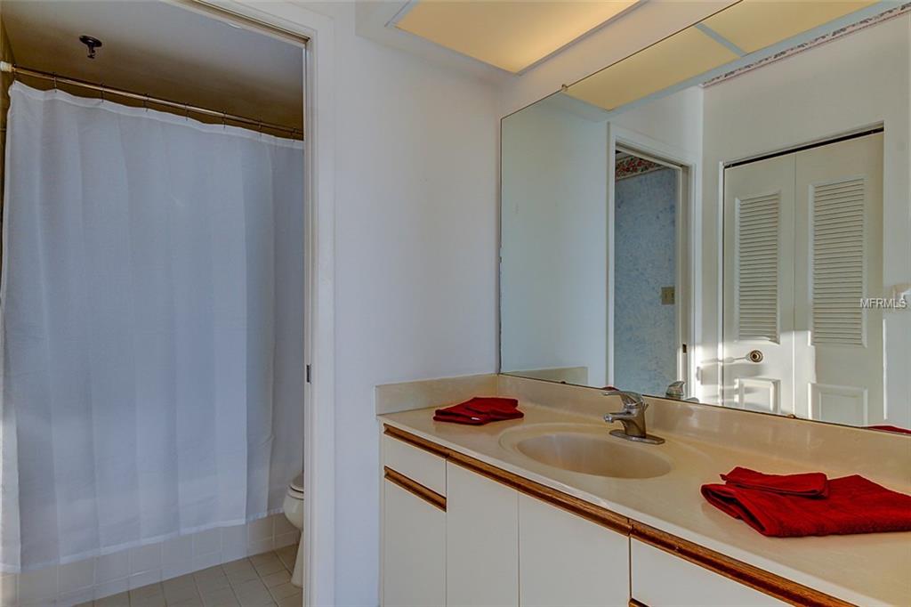 7892 SAILBOAT KEY BOULEVARD S, SOUTH PASADENA, Florida 33707, 2 Bedrooms Bedrooms, 5 Rooms Rooms,2 BathroomsBathrooms,Residential,For sale,SAILBOAT KEY,U7845255