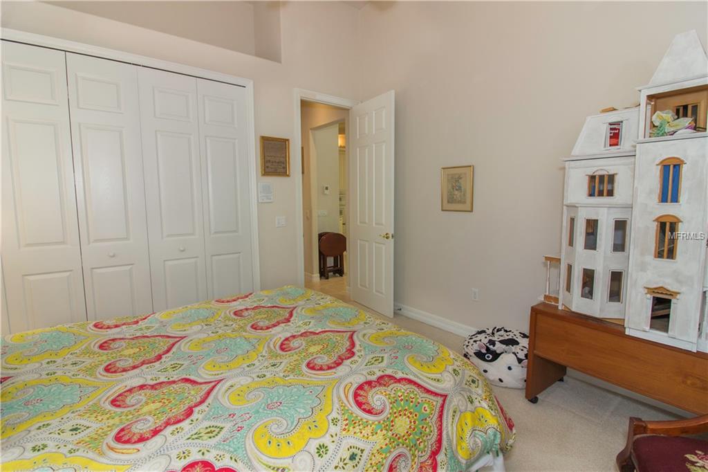 41 DOMINICA DRIVE, ENGLEWOOD, Florida 34223, 4 Bedrooms Bedrooms, 7 Rooms Rooms,3 BathroomsBathrooms,Residential,For sale,DOMINICA,D5922683