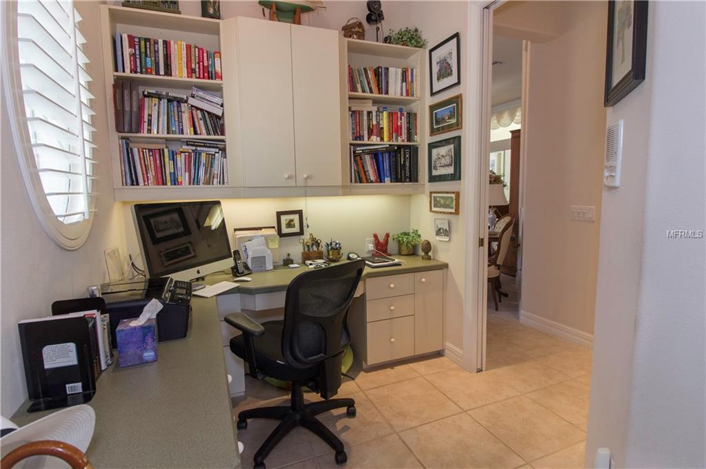 41 DOMINICA DRIVE, ENGLEWOOD, Florida 34223, 4 Bedrooms Bedrooms, 7 Rooms Rooms,3 BathroomsBathrooms,Residential,For sale,DOMINICA,D5922683